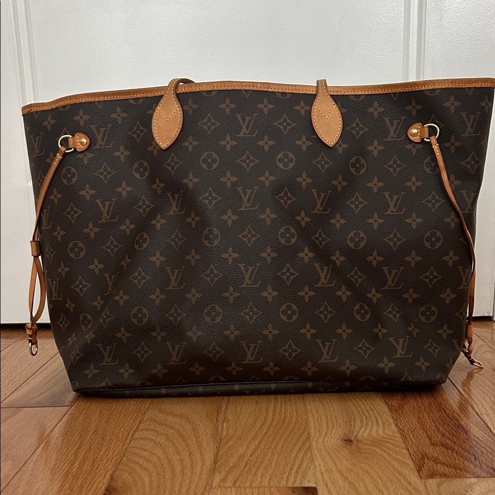 Louis Vuitton Monogram Neverfull GM